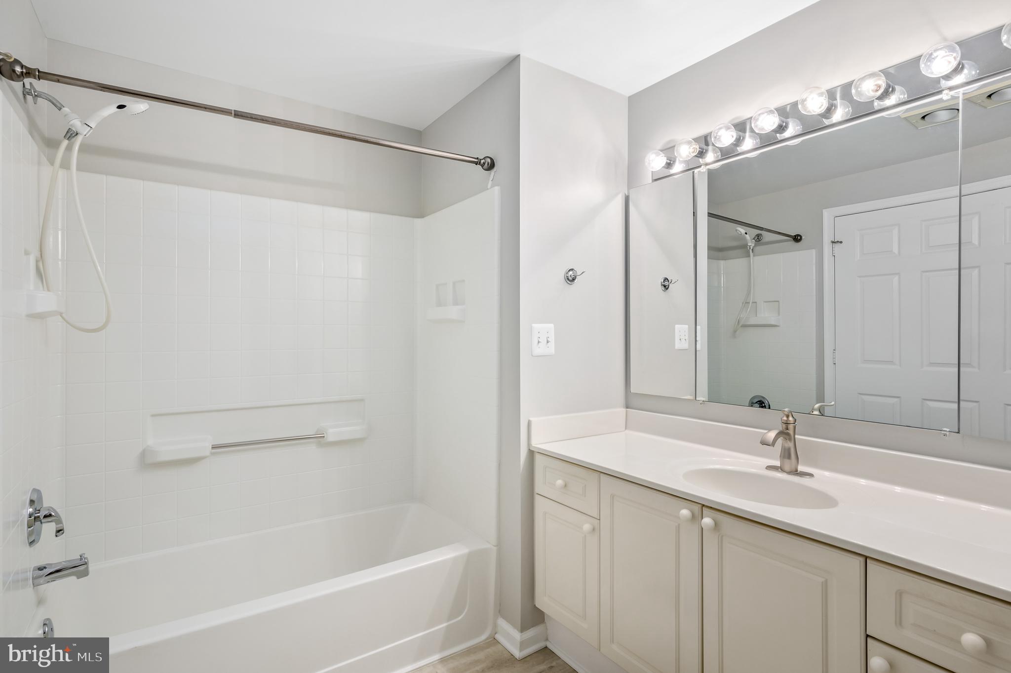 19365 Cypress Ridge Ter #906