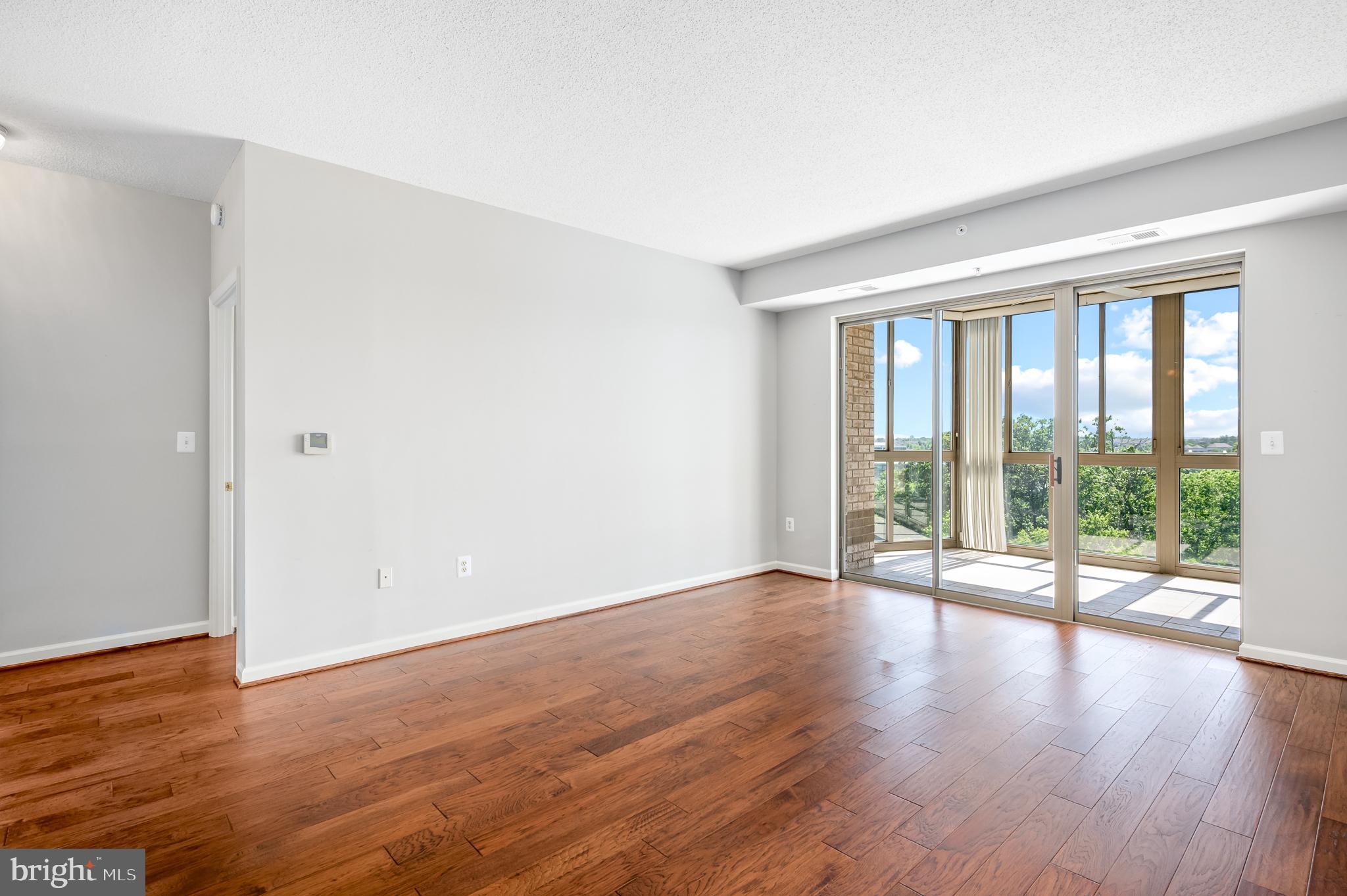 19365 Cypress Ridge Ter #906