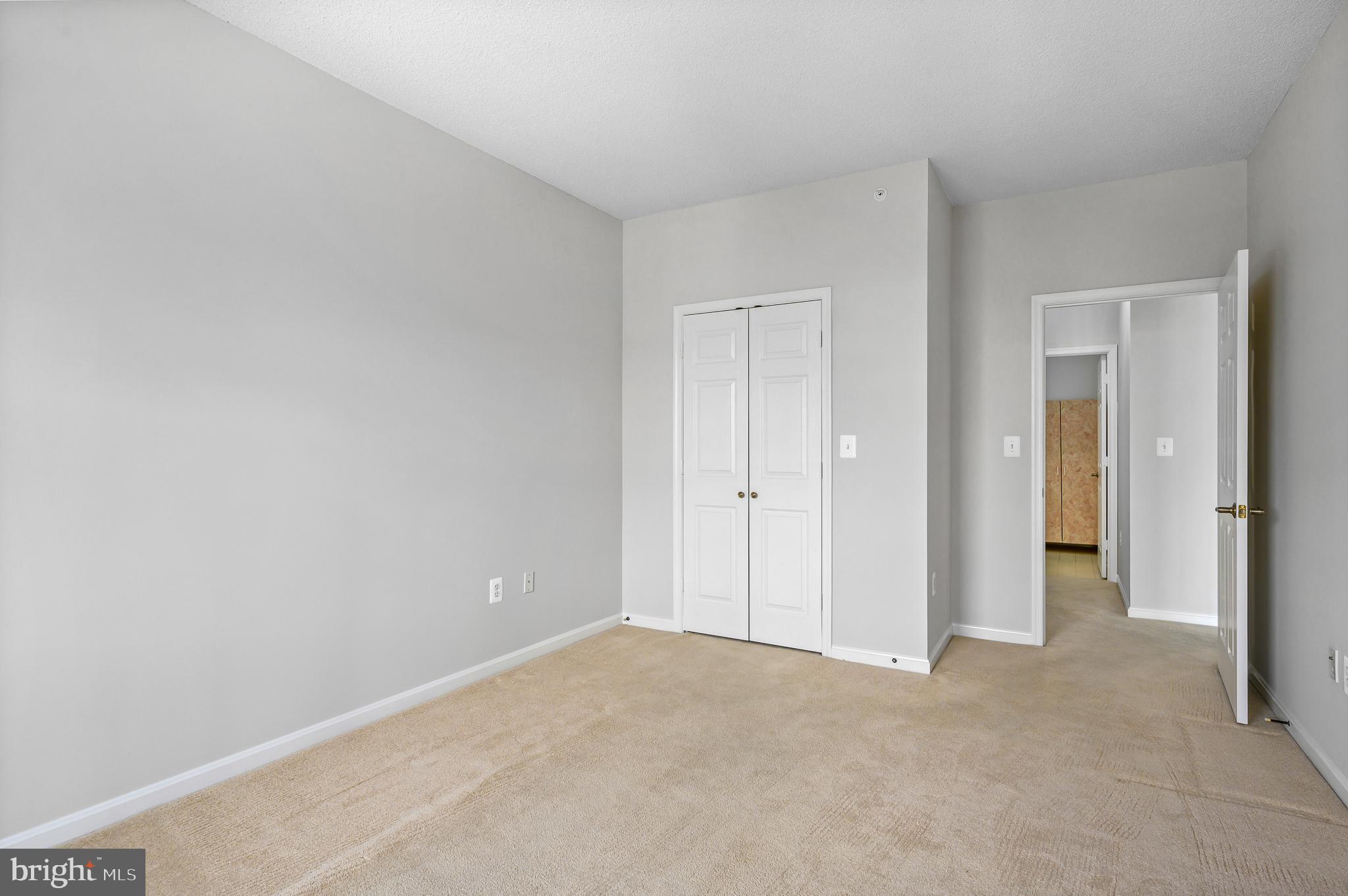 19360 Magnolia Grove Sq #409
