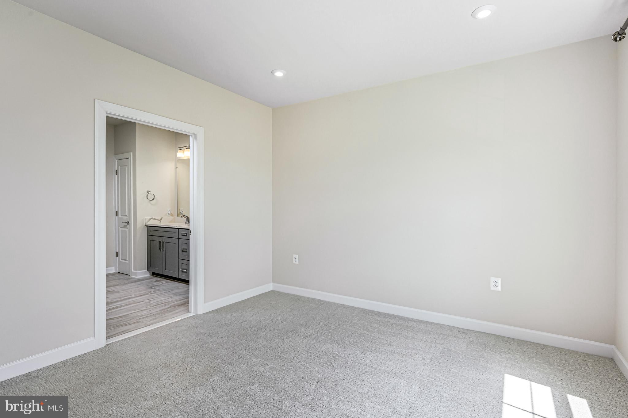 21894 Hawksbill High Cir #201