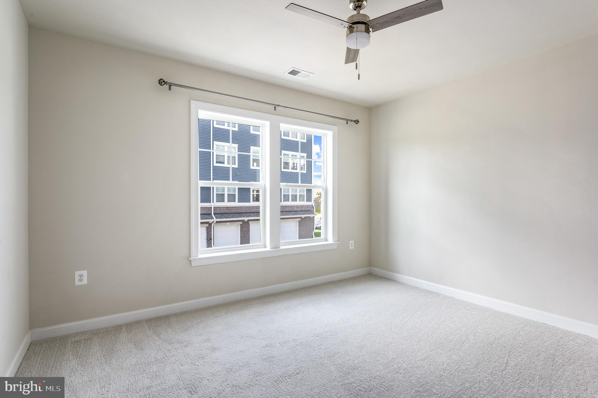 21894 Hawksbill High Cir #201