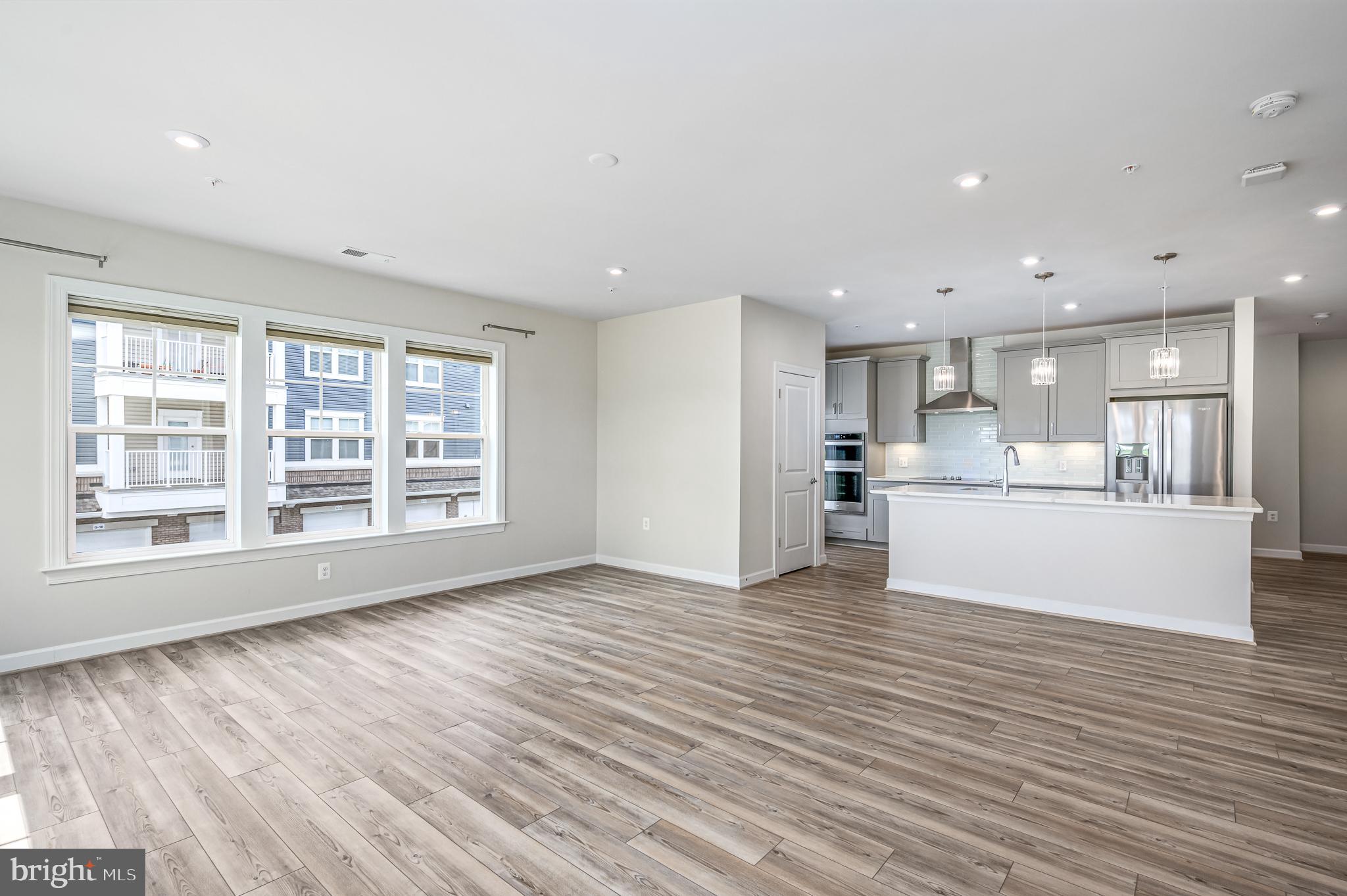 21894 Hawksbill High Cir #201