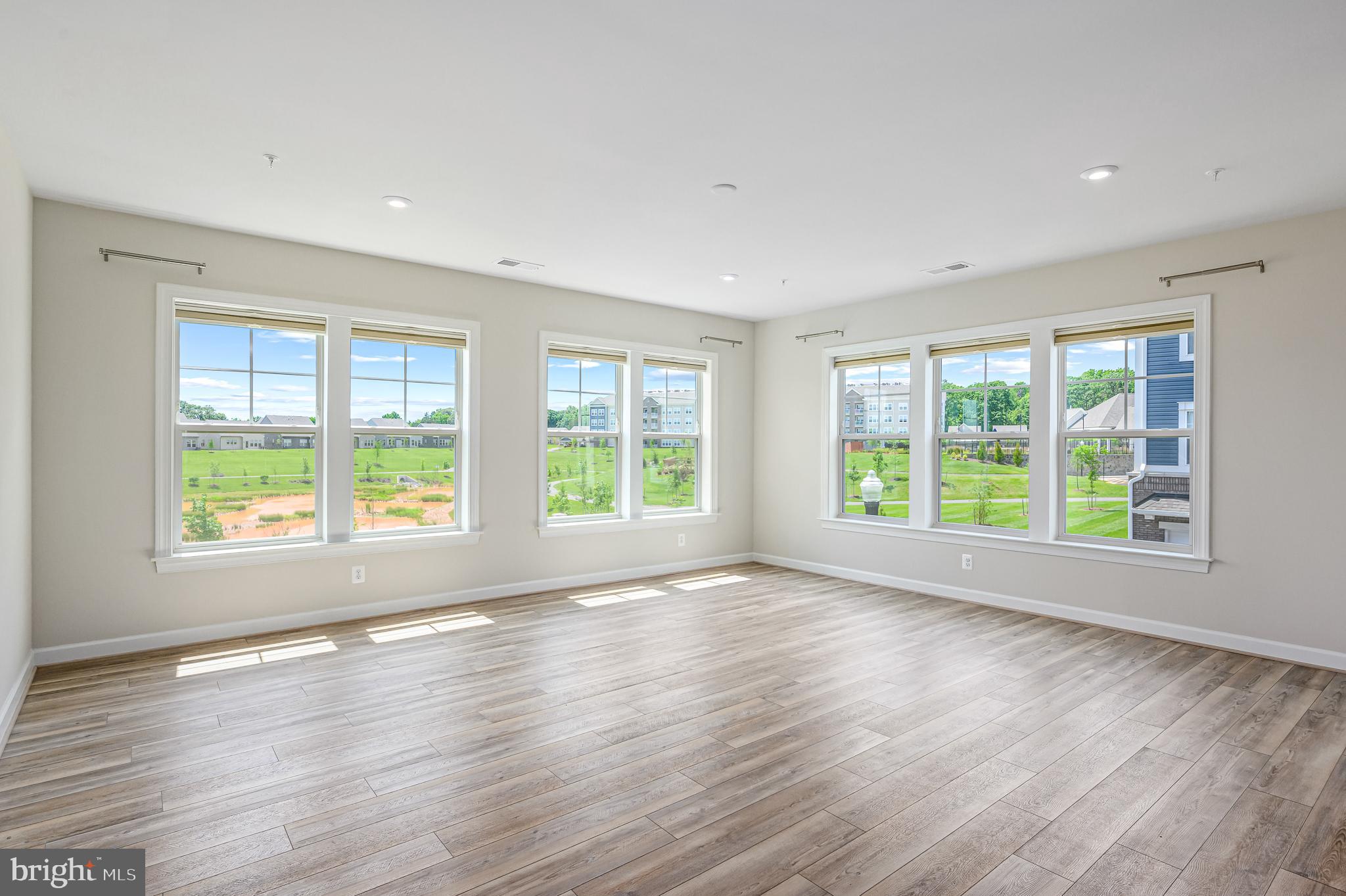 21894 Hawksbill High Cir #201