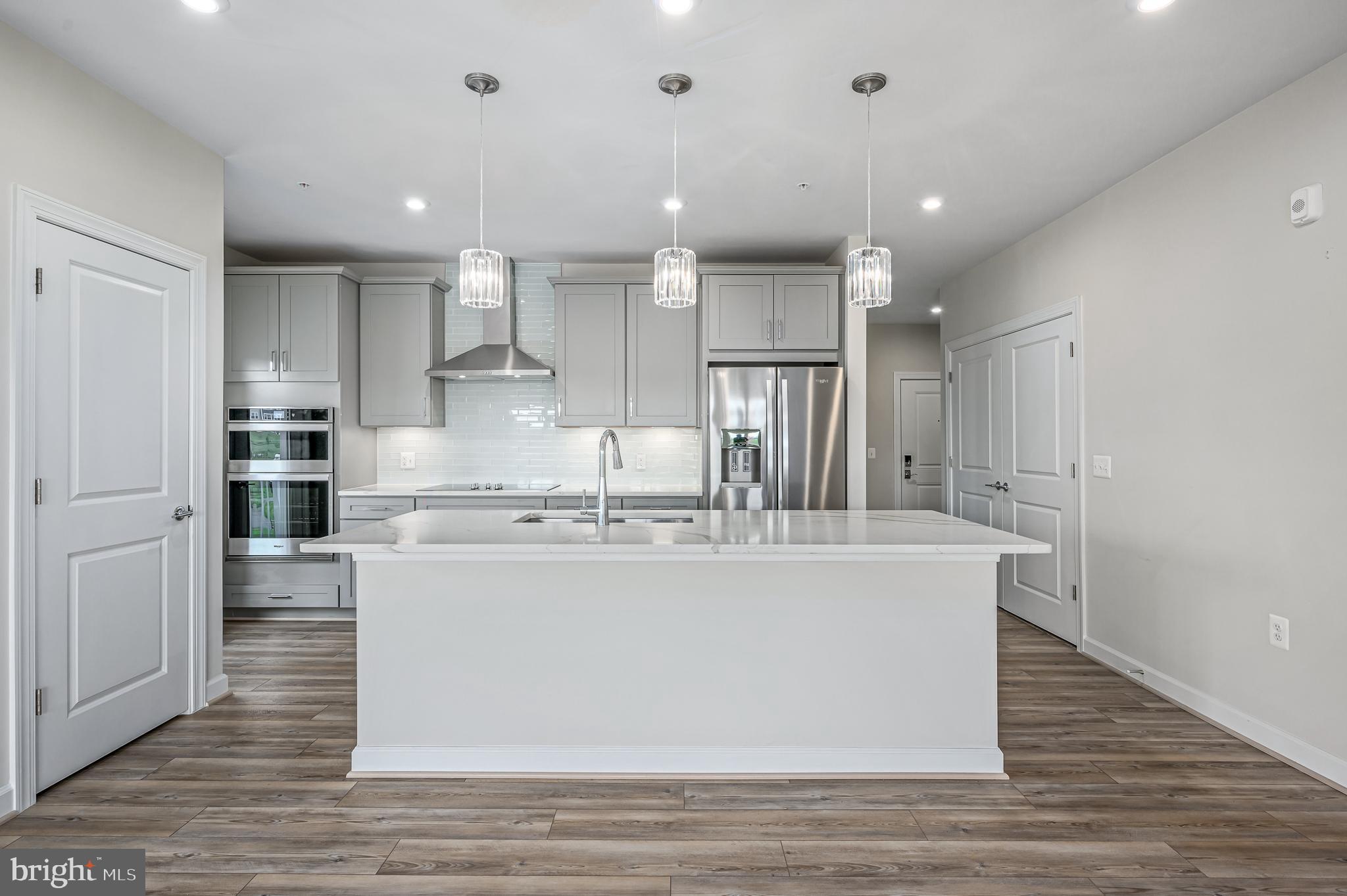 21894 Hawksbill High Cir #201