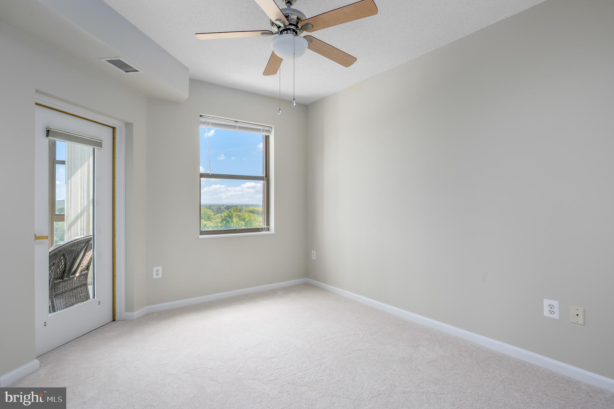 19360 Magnolia Grove Sq #417