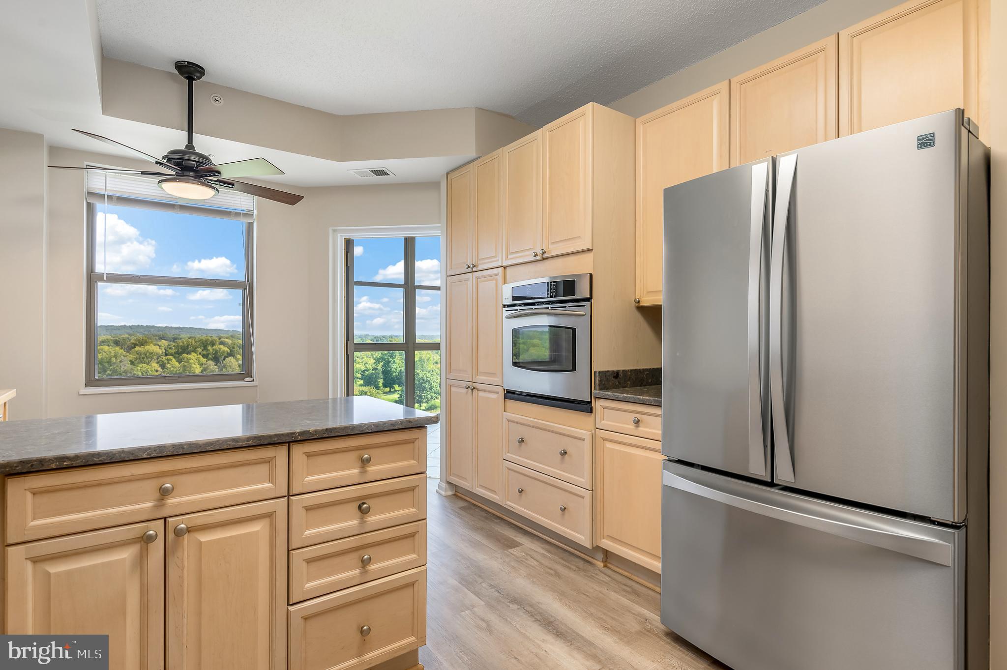 19360 Magnolia Grove Sq #417