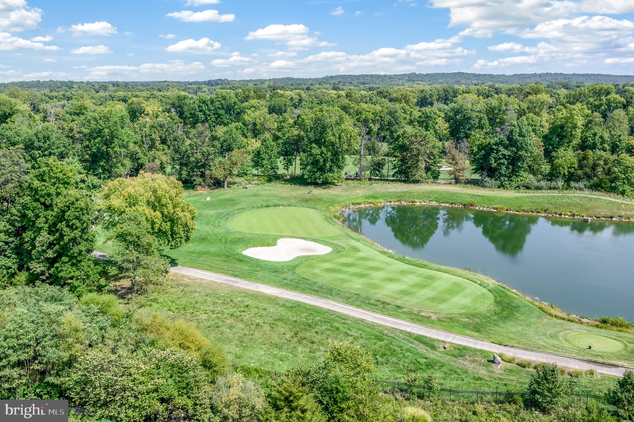 19360 Magnolia Grove Sq #417