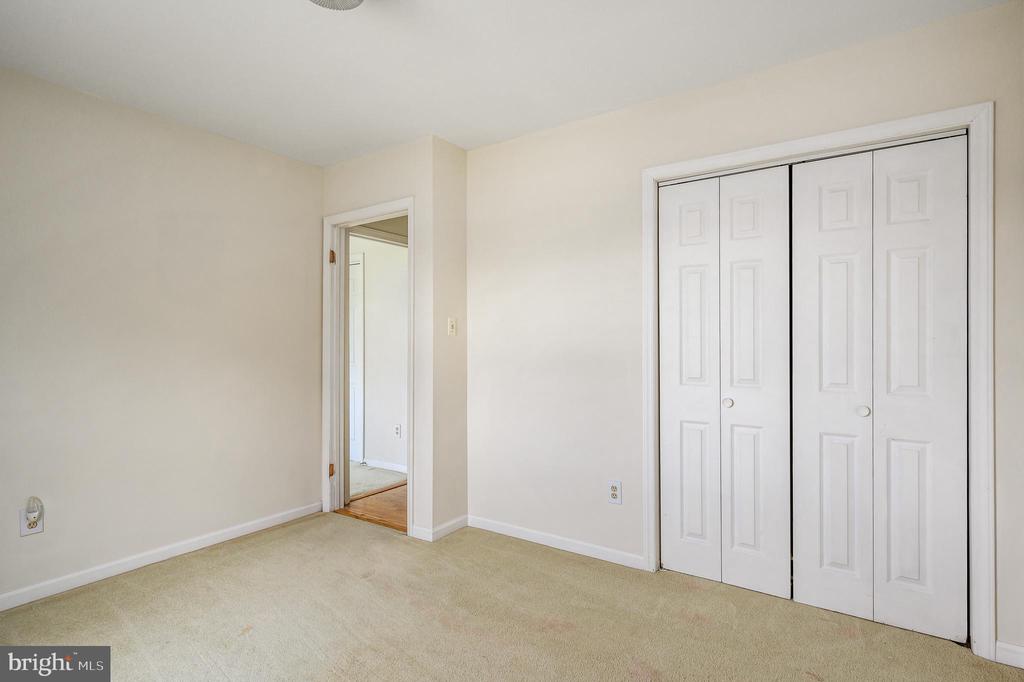 38347 Downs Ct
