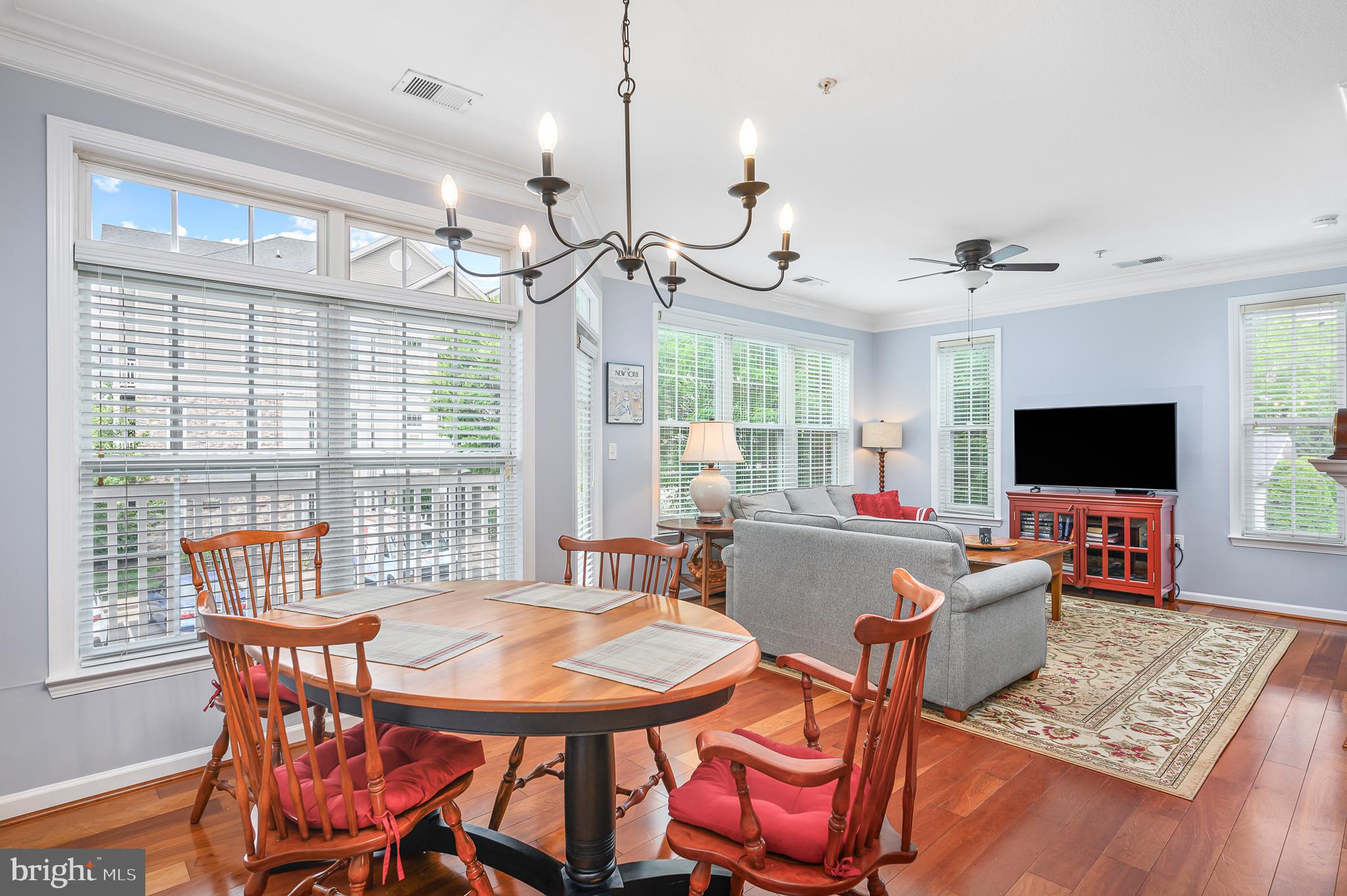 507 Sunset View Ter SE #206