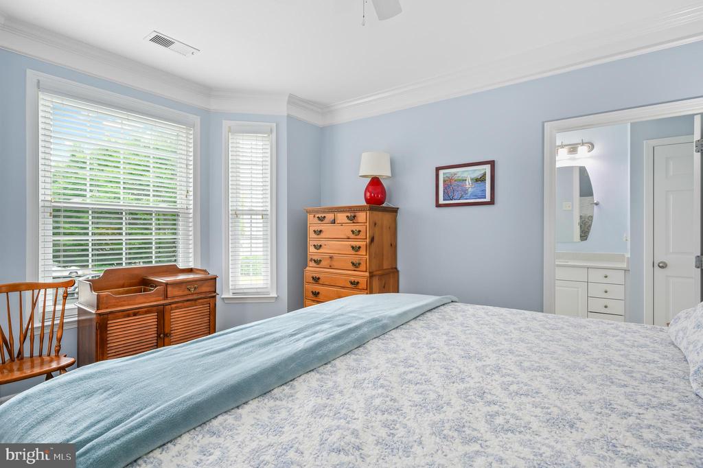 507 Sunset View Ter SE #206