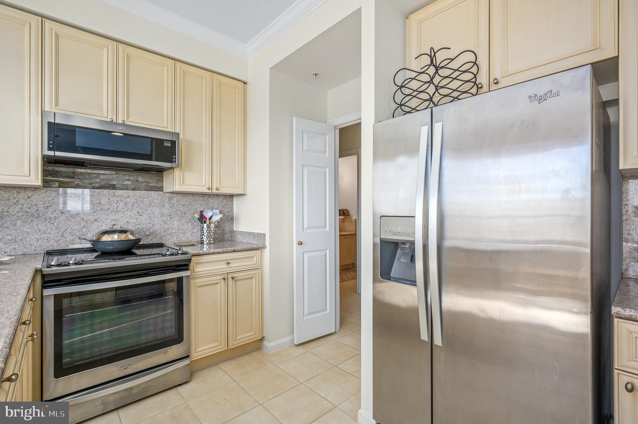 19355 CYPRESS RIDGE TER #1106