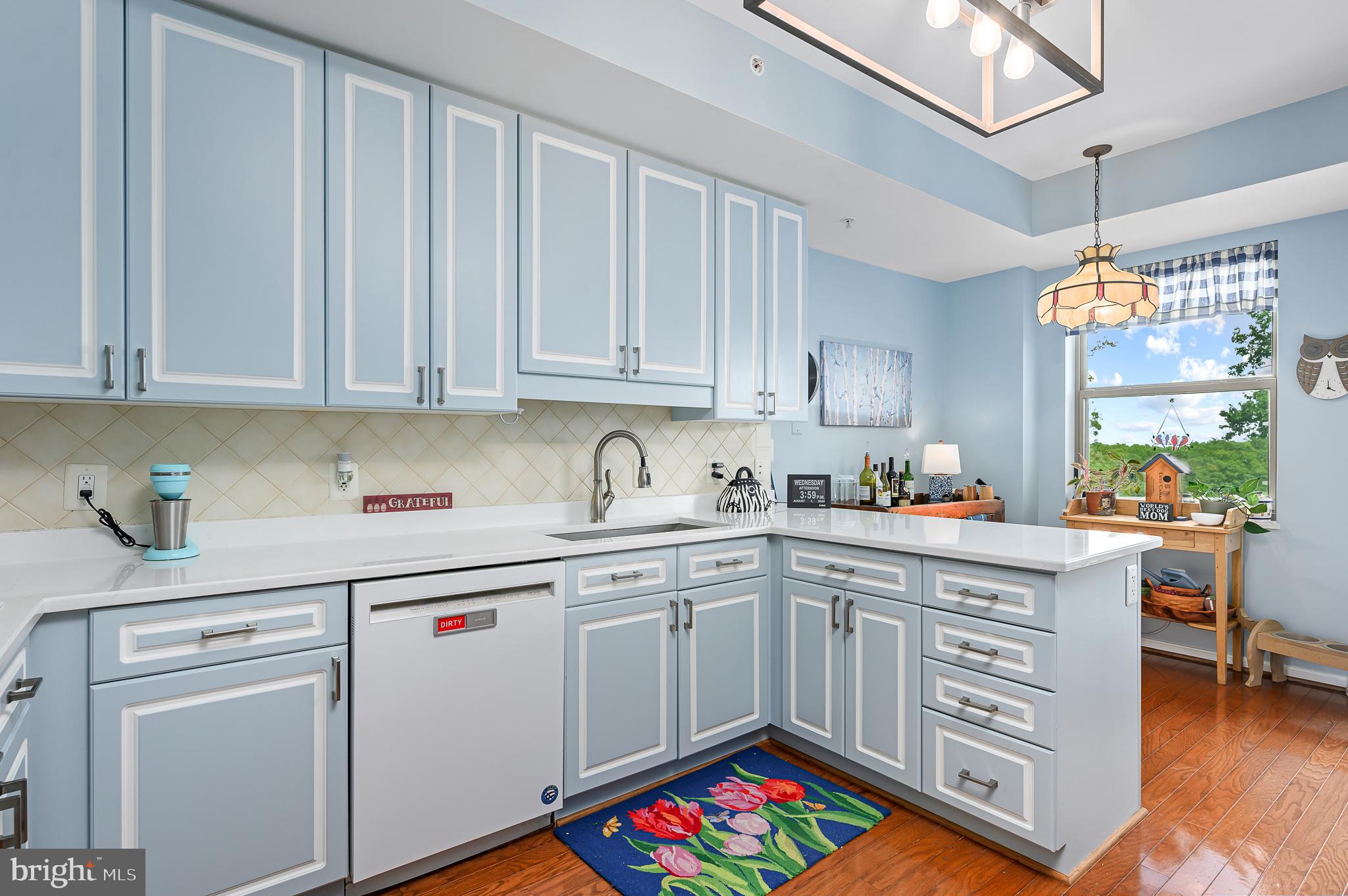 19360 Magnolia Grove Sq #204