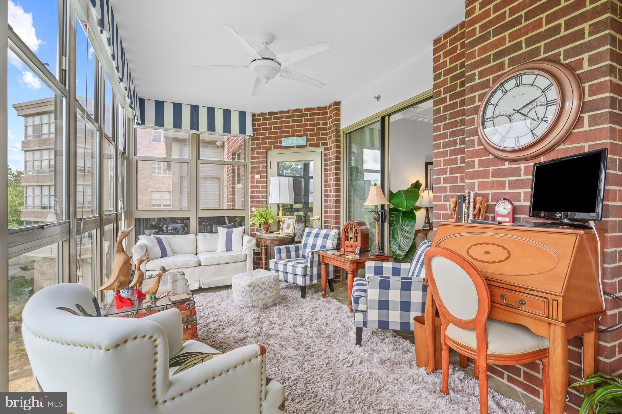 19360 Magnolia Grove Sq #204