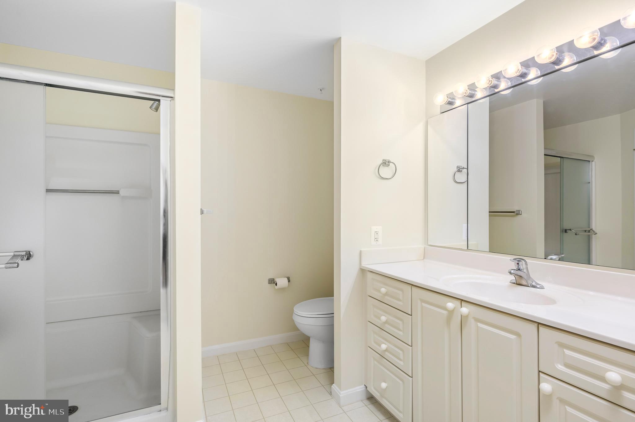 19350 Magnolia Grove Sq #411