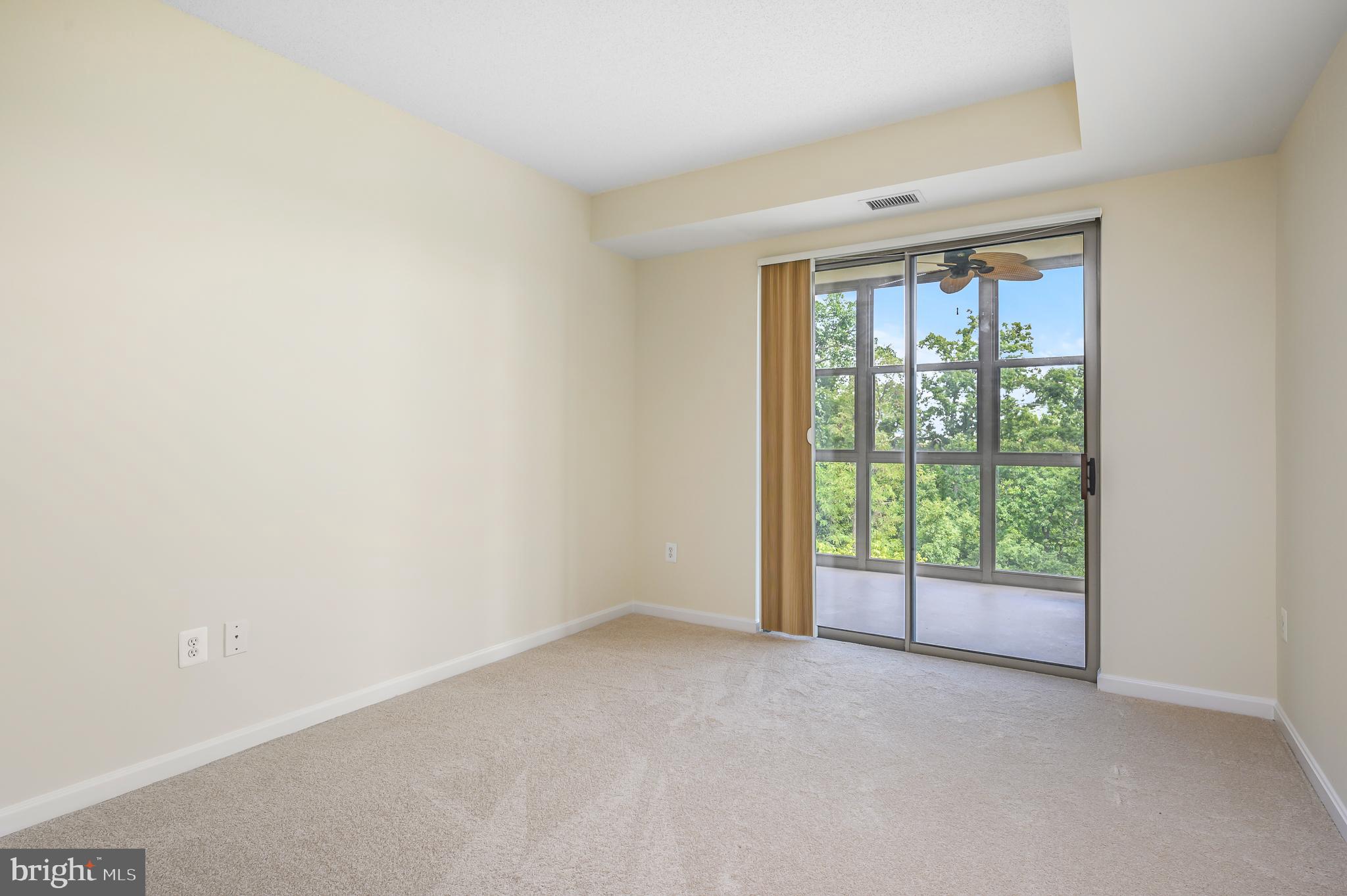 19350 Magnolia Grove Sq #411