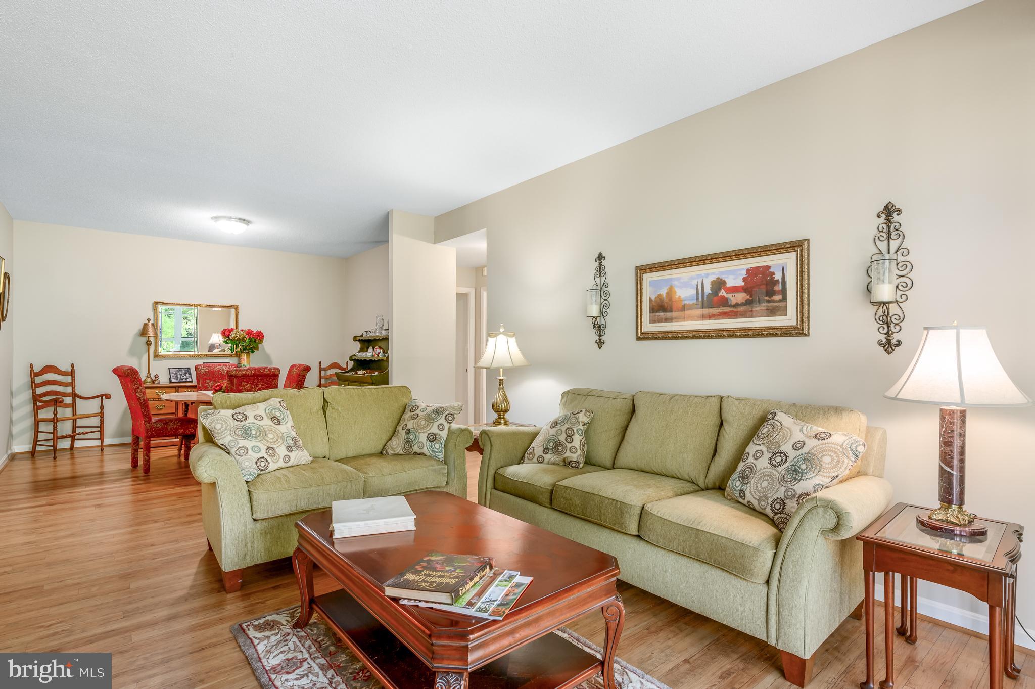 19350 Magnolia Grove Sq #112