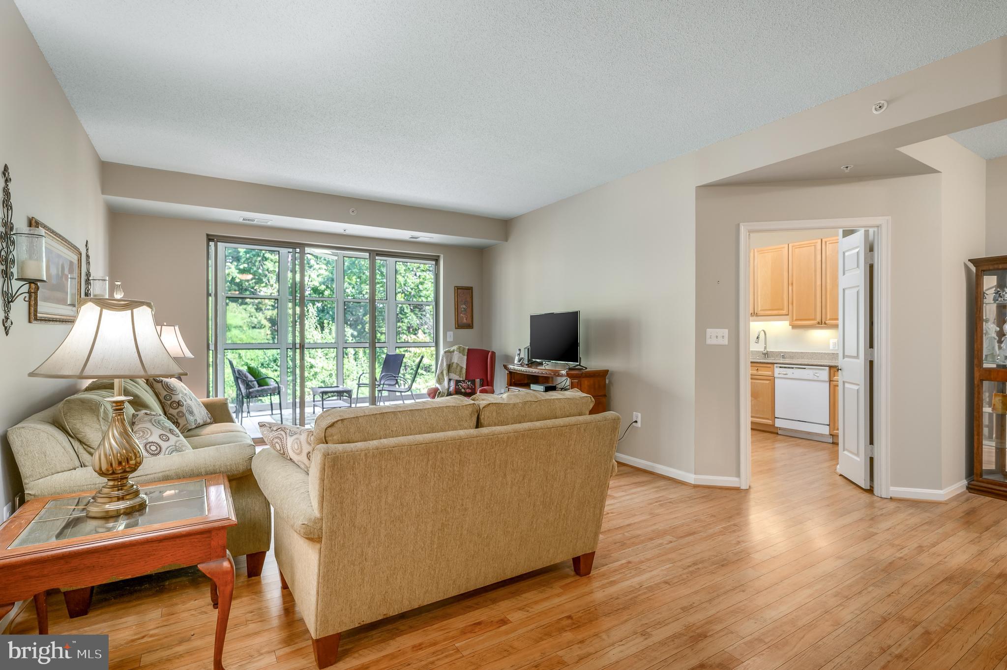19350 Magnolia Grove Sq #112