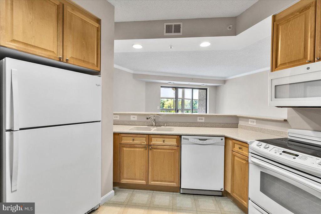19355 Cypress Ridge Ter #503