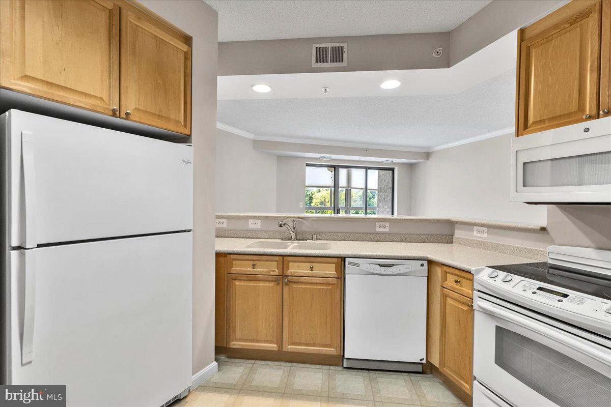 19355 Cypress Ridge Ter #503