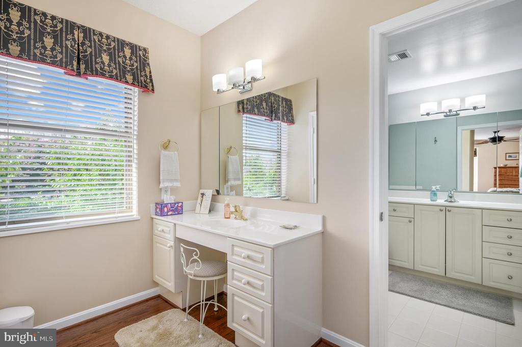 19350 Magnolia Grove Sq #109