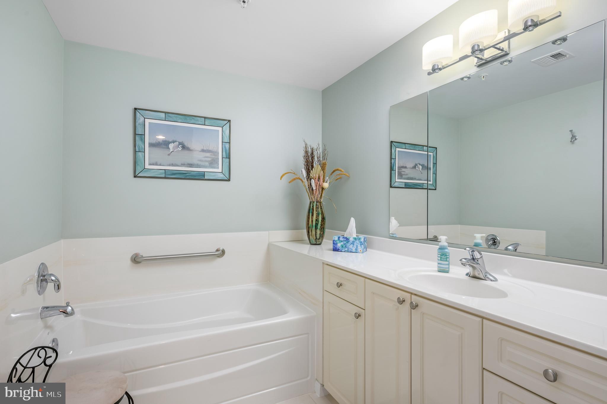 19350 Magnolia Grove Sq #109