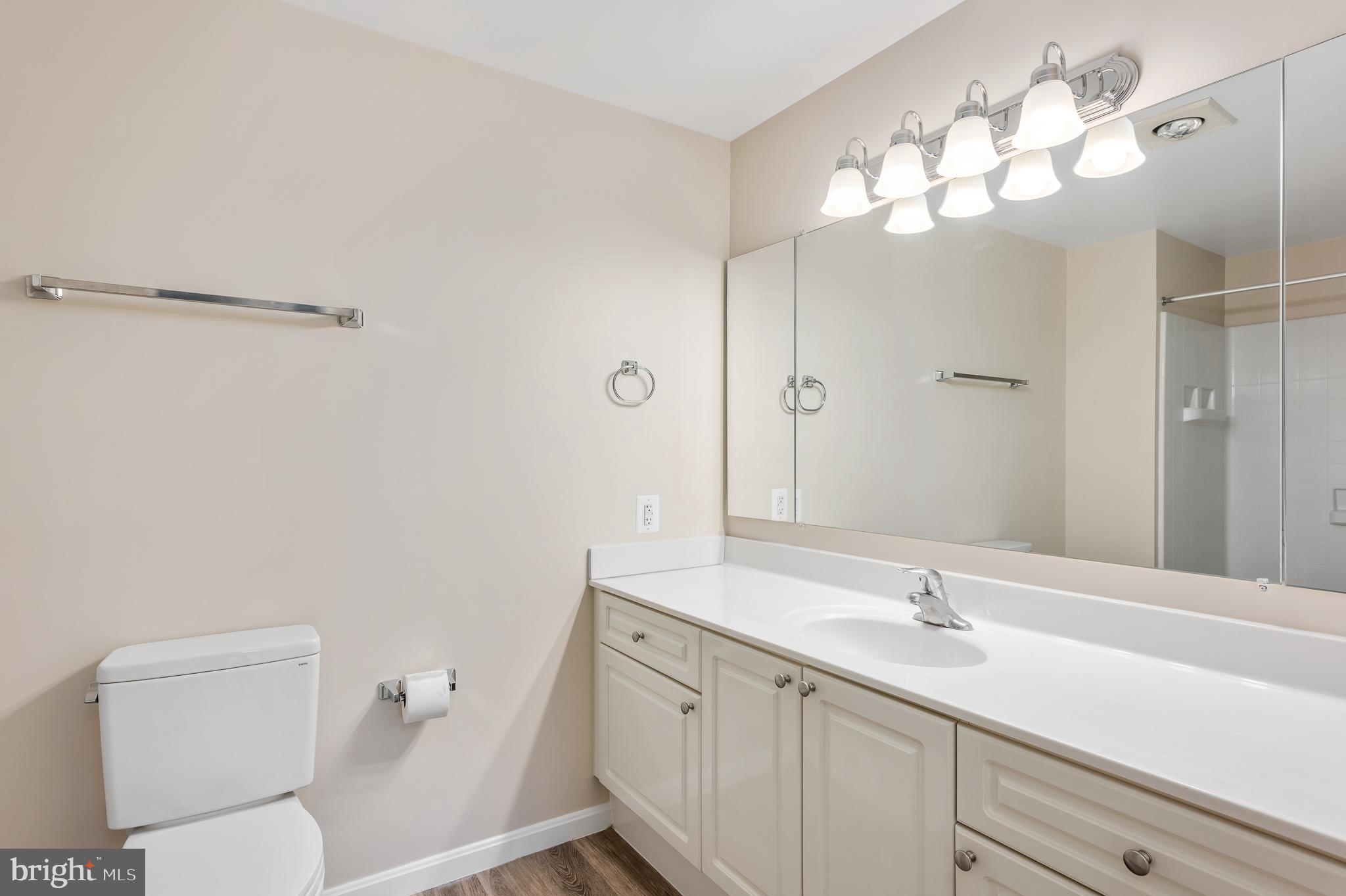 19355 Cypress Ridge Ter #304