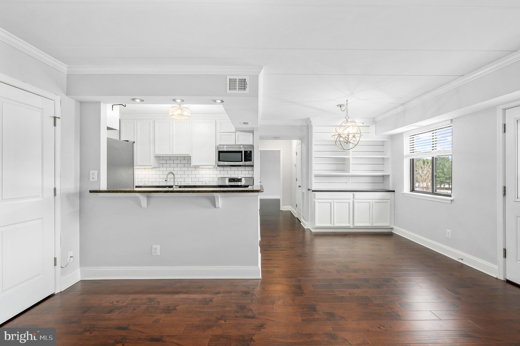 125-E Clubhouse Dr SW #1