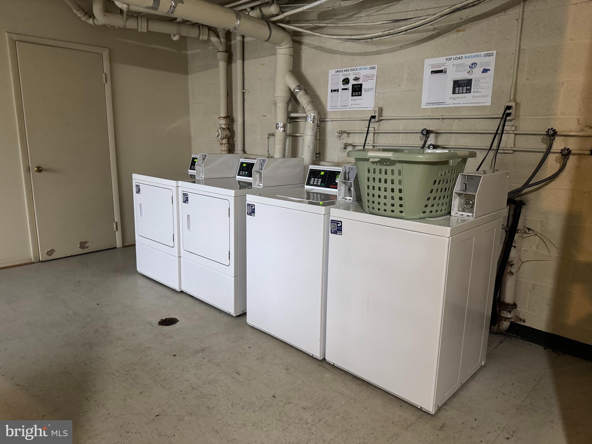 125-E Clubhouse Dr SW #1