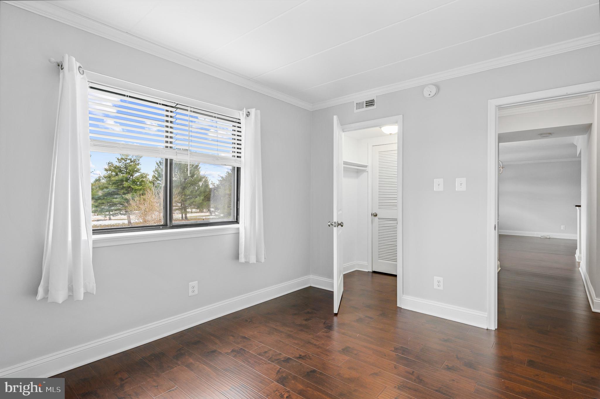 125-E Clubhouse Dr SW #1