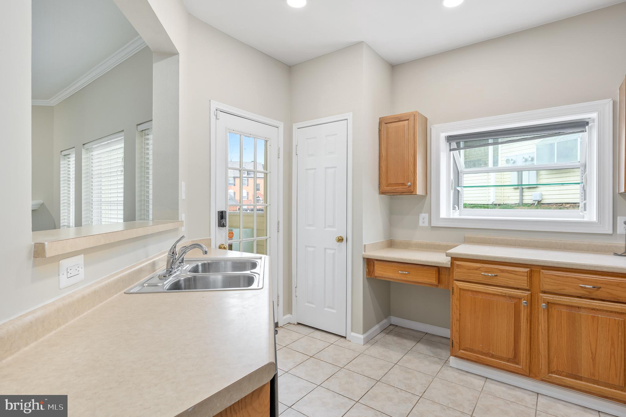 668 Gateway Dr SE #416