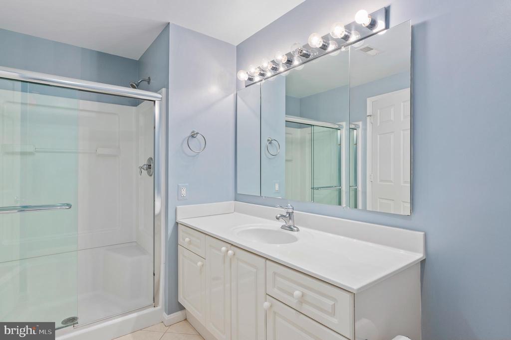 19355 CYPRESS RIDGE TER #406