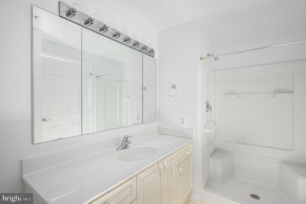 19355 Cypress Ridge Ter #115