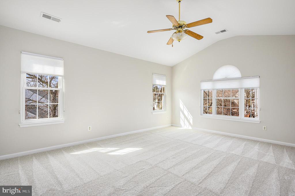 43356 Wayside Cir