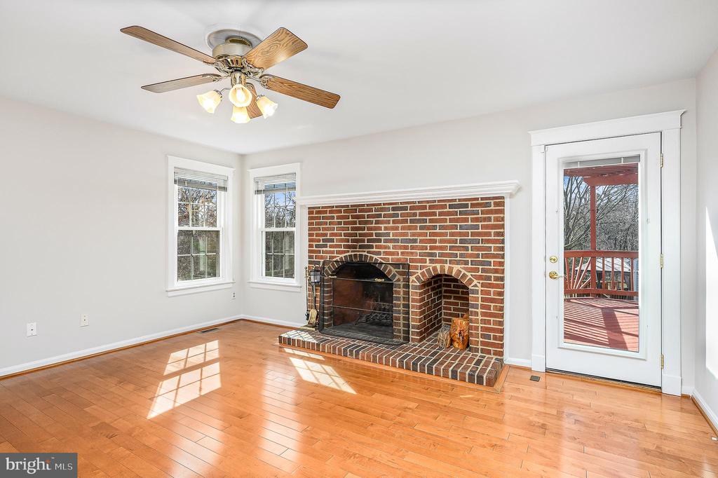 43356 Wayside Cir