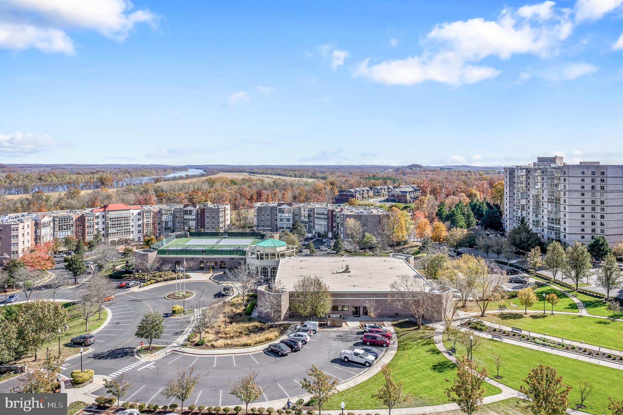 19365 CYPRESS RIDGE TER #817