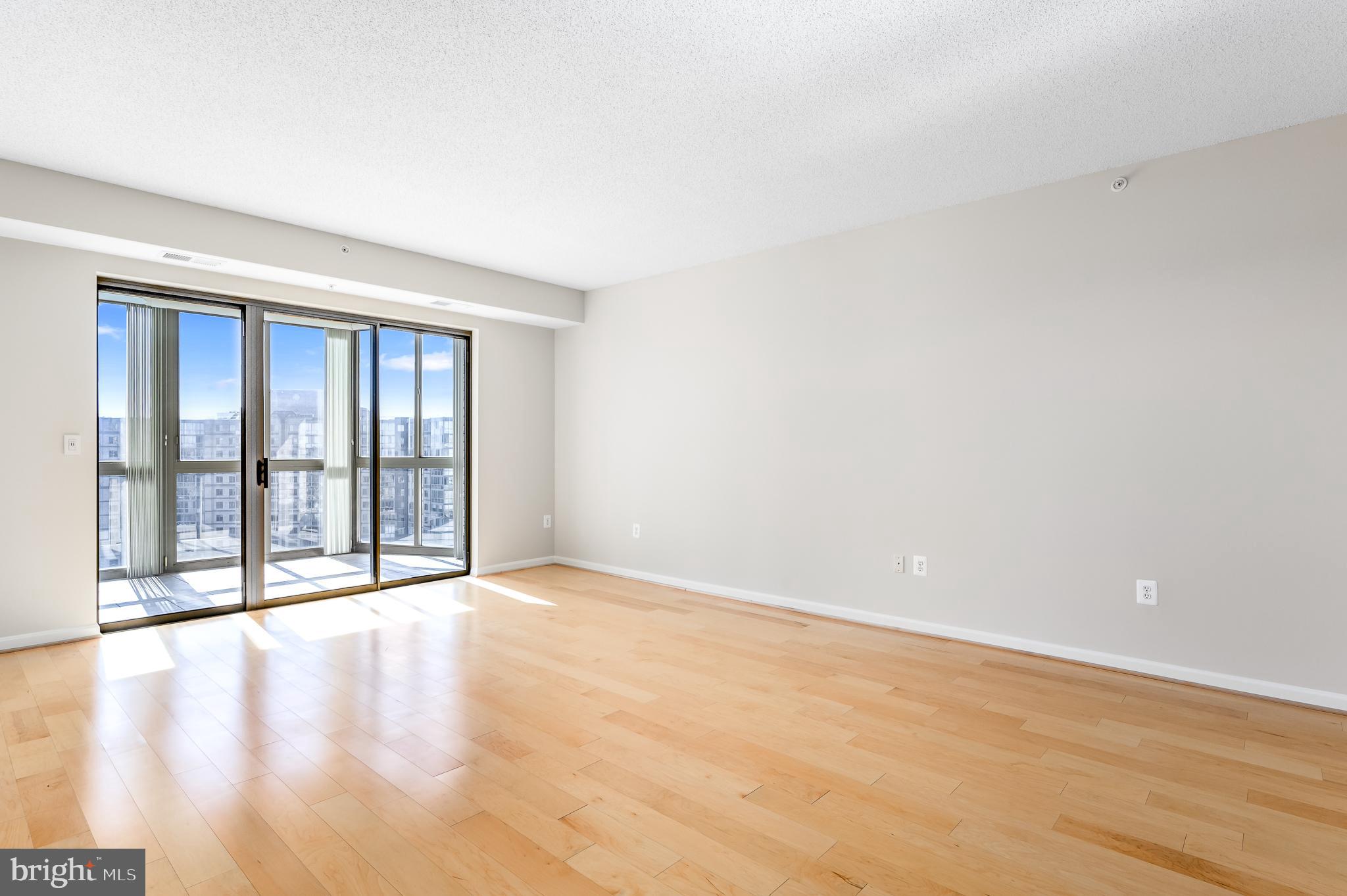 19365 CYPRESS RIDGE TER #817