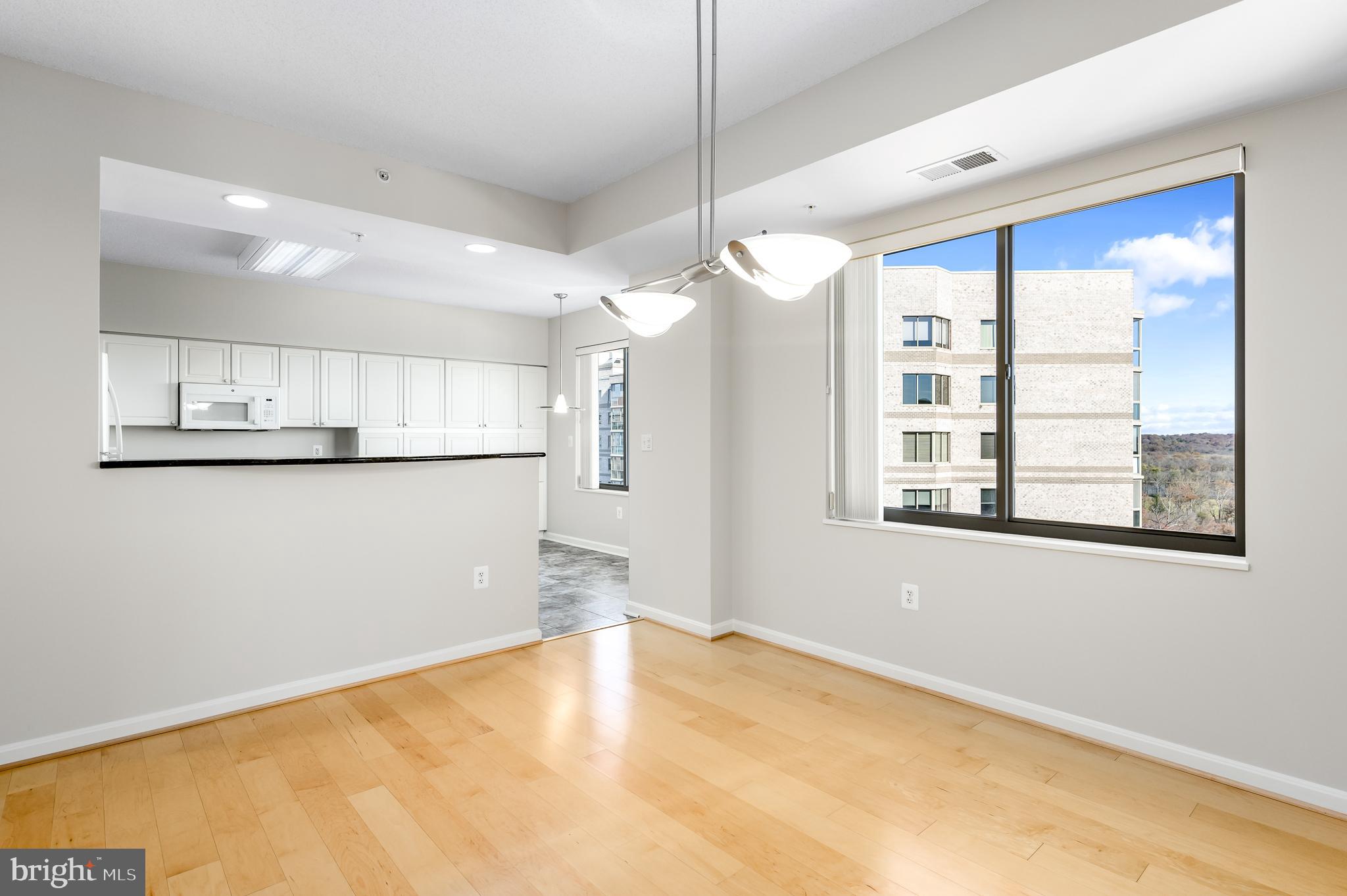 19365 CYPRESS RIDGE TER #817