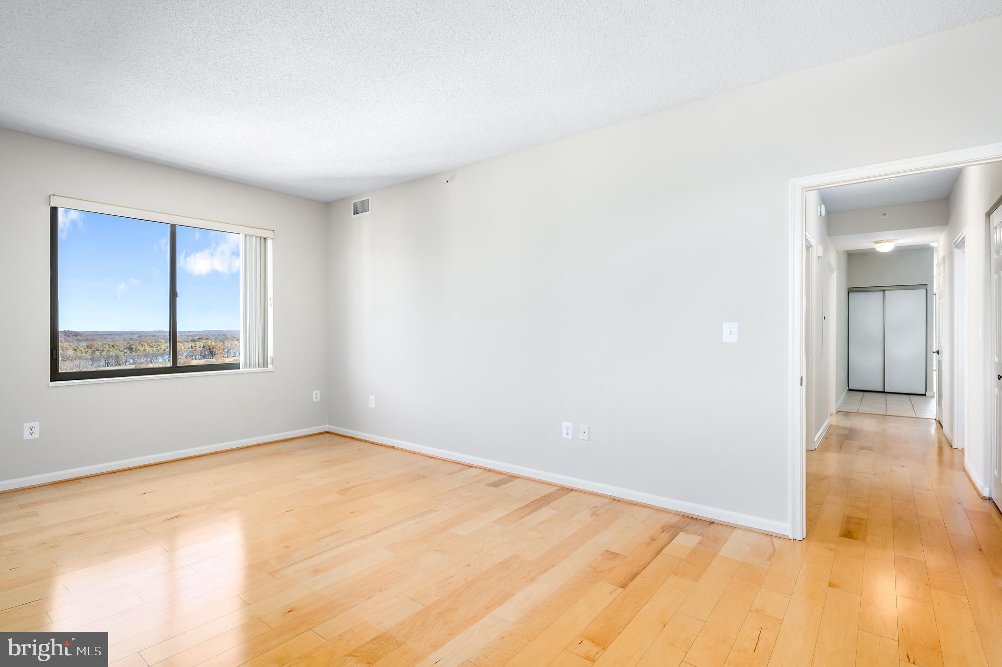 19365 CYPRESS RIDGE TER #817