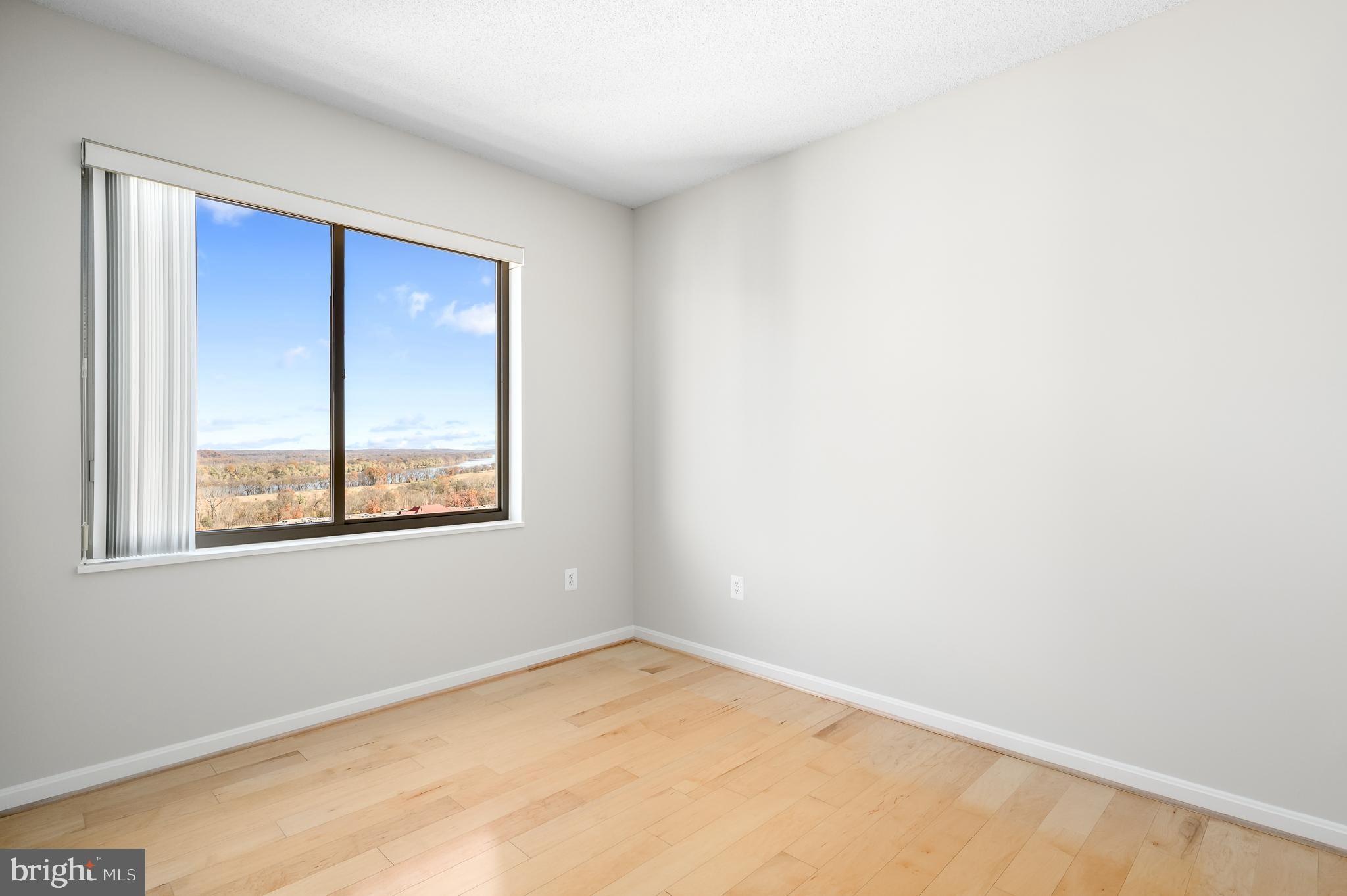 19365 CYPRESS RIDGE TER #817