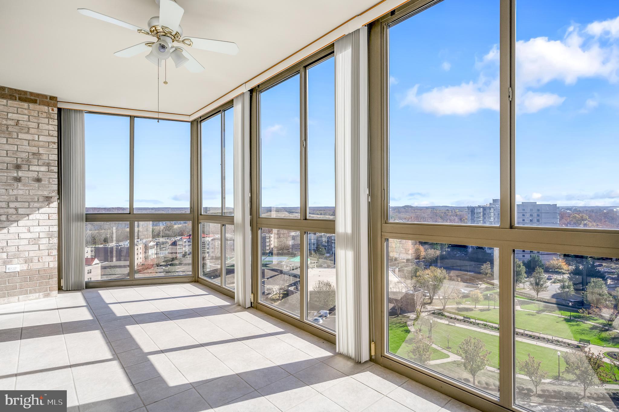 19365 CYPRESS RIDGE TER #817