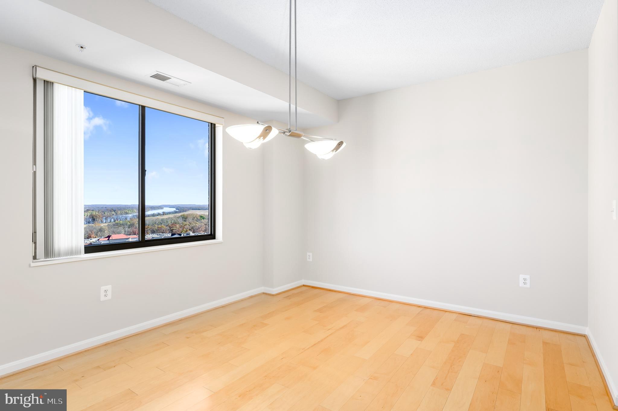 19365 CYPRESS RIDGE TER #817