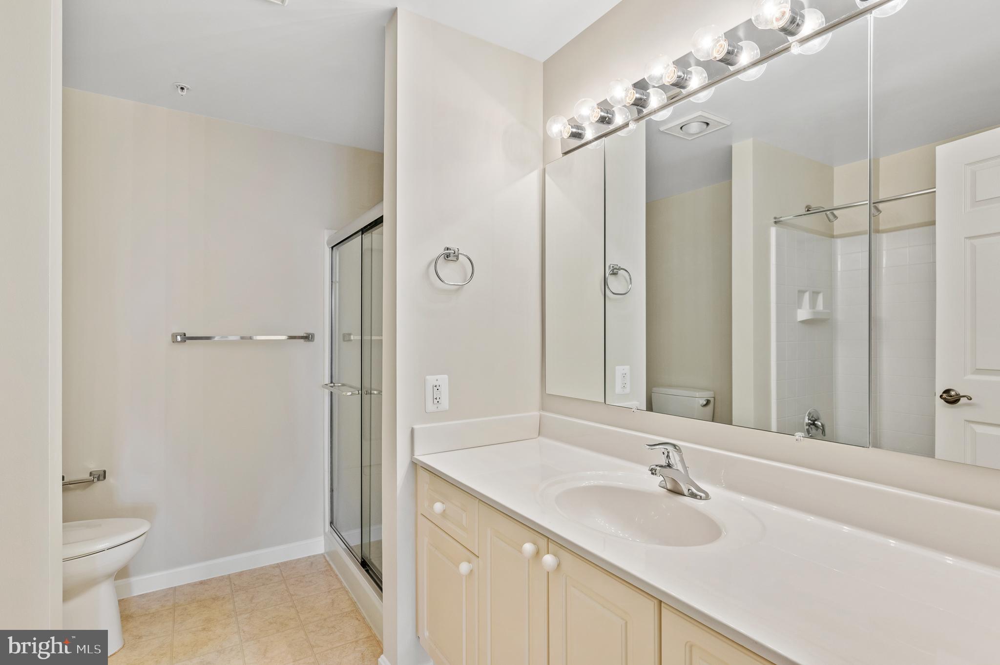 19355 Cypress Ridge Ter #821