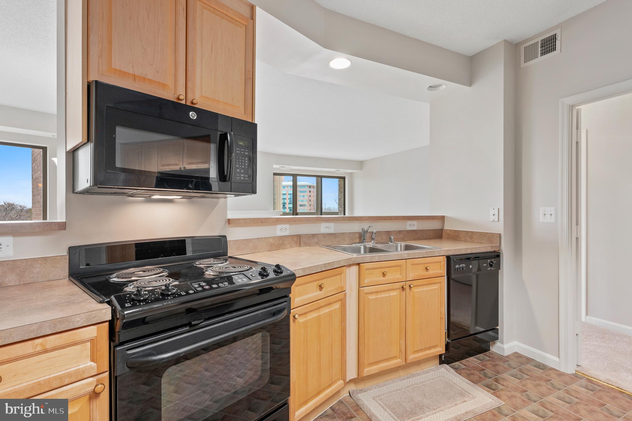 19355 Cypress Ridge Ter #821