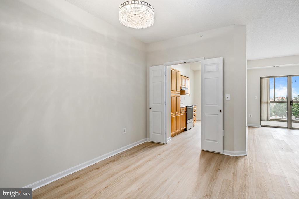 19375 Cypress Ridge Ter #215