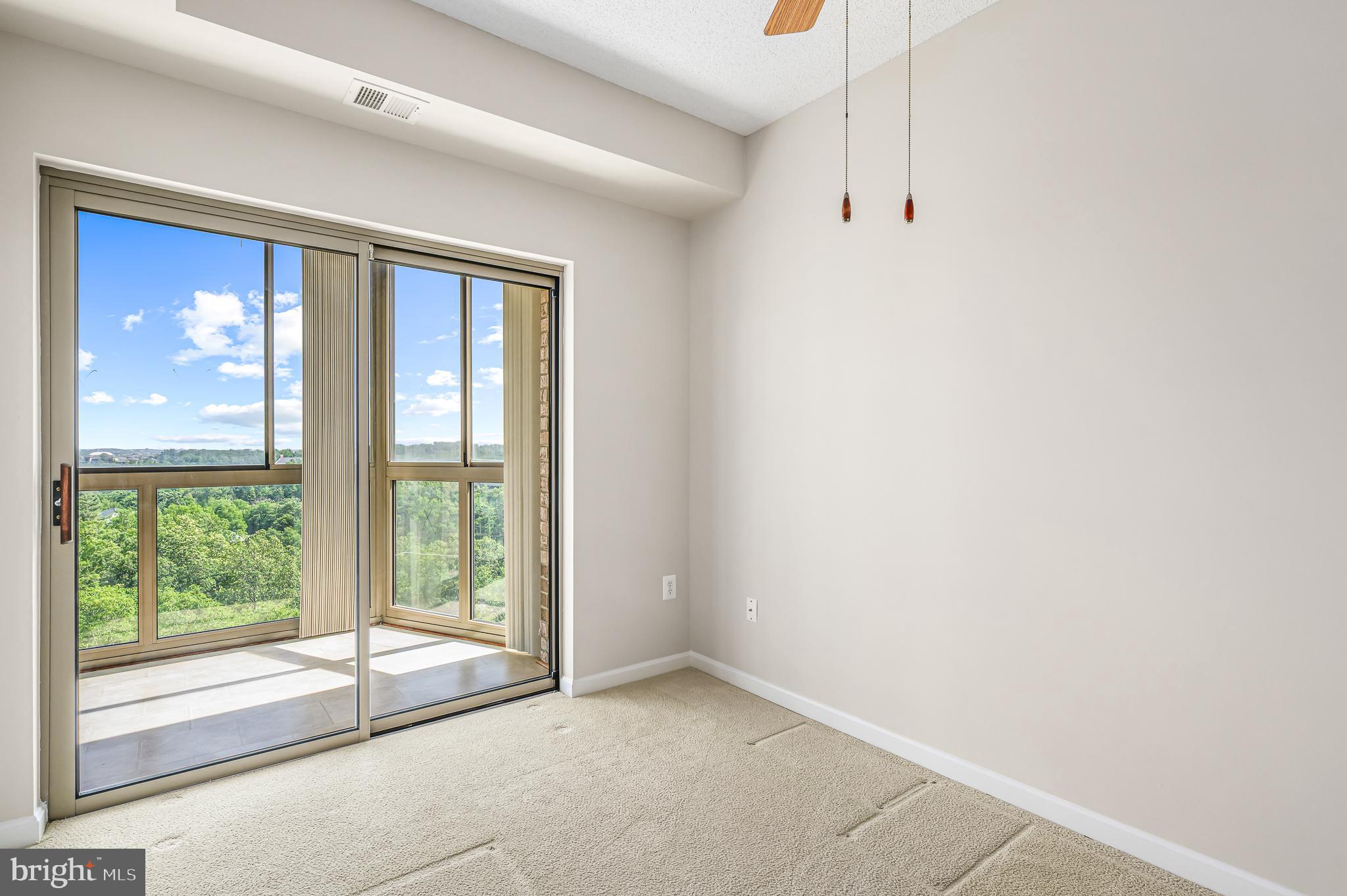 19375 Cypress Ridge Ter #906