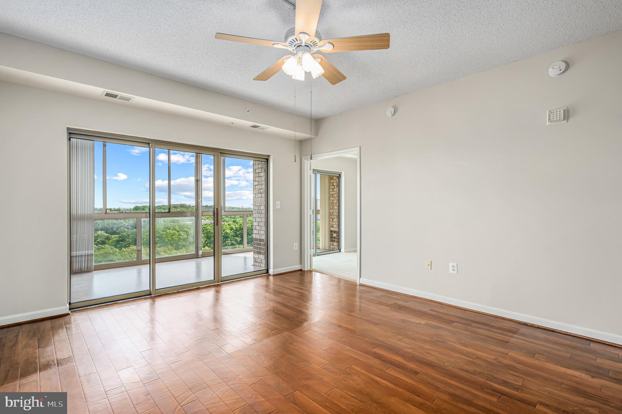 19375 Cypress Ridge Ter #906