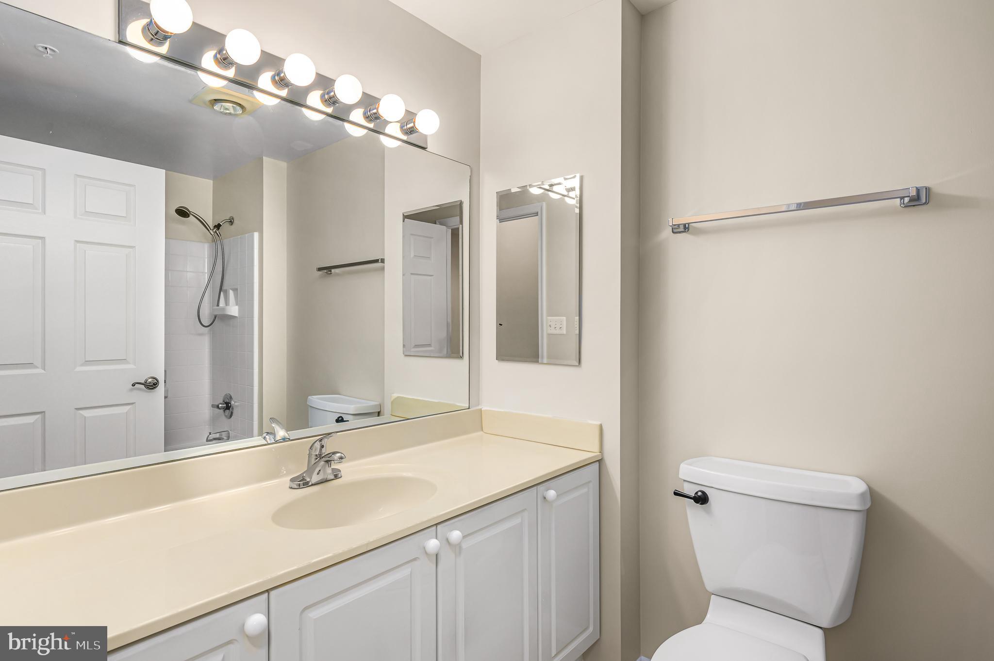 19375 Cypress Ridge Ter #906