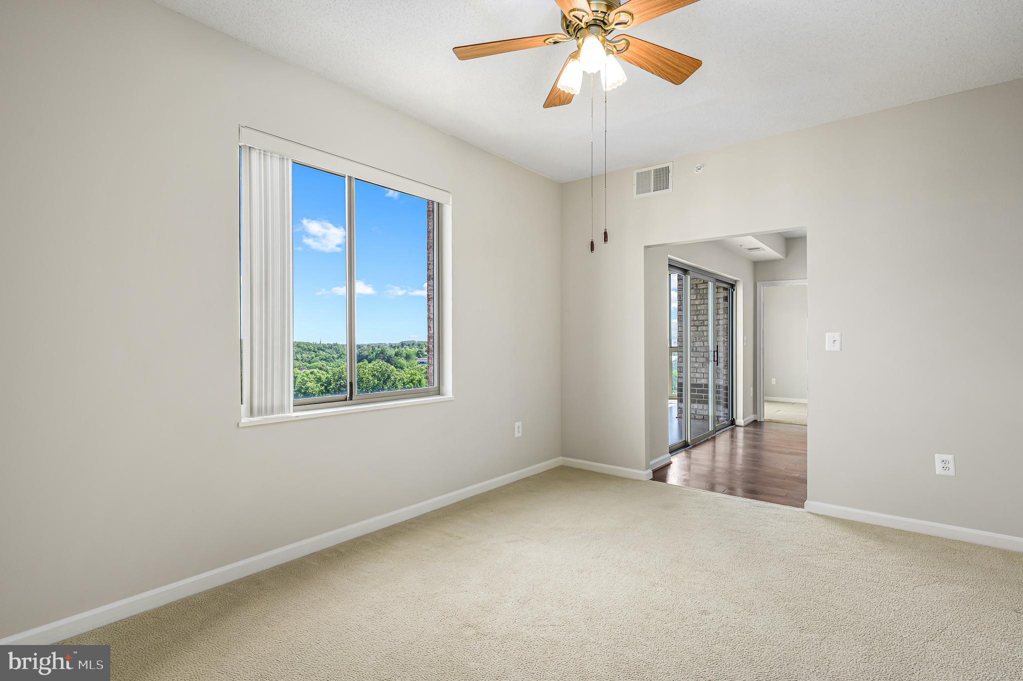 19375 Cypress Ridge Ter #906