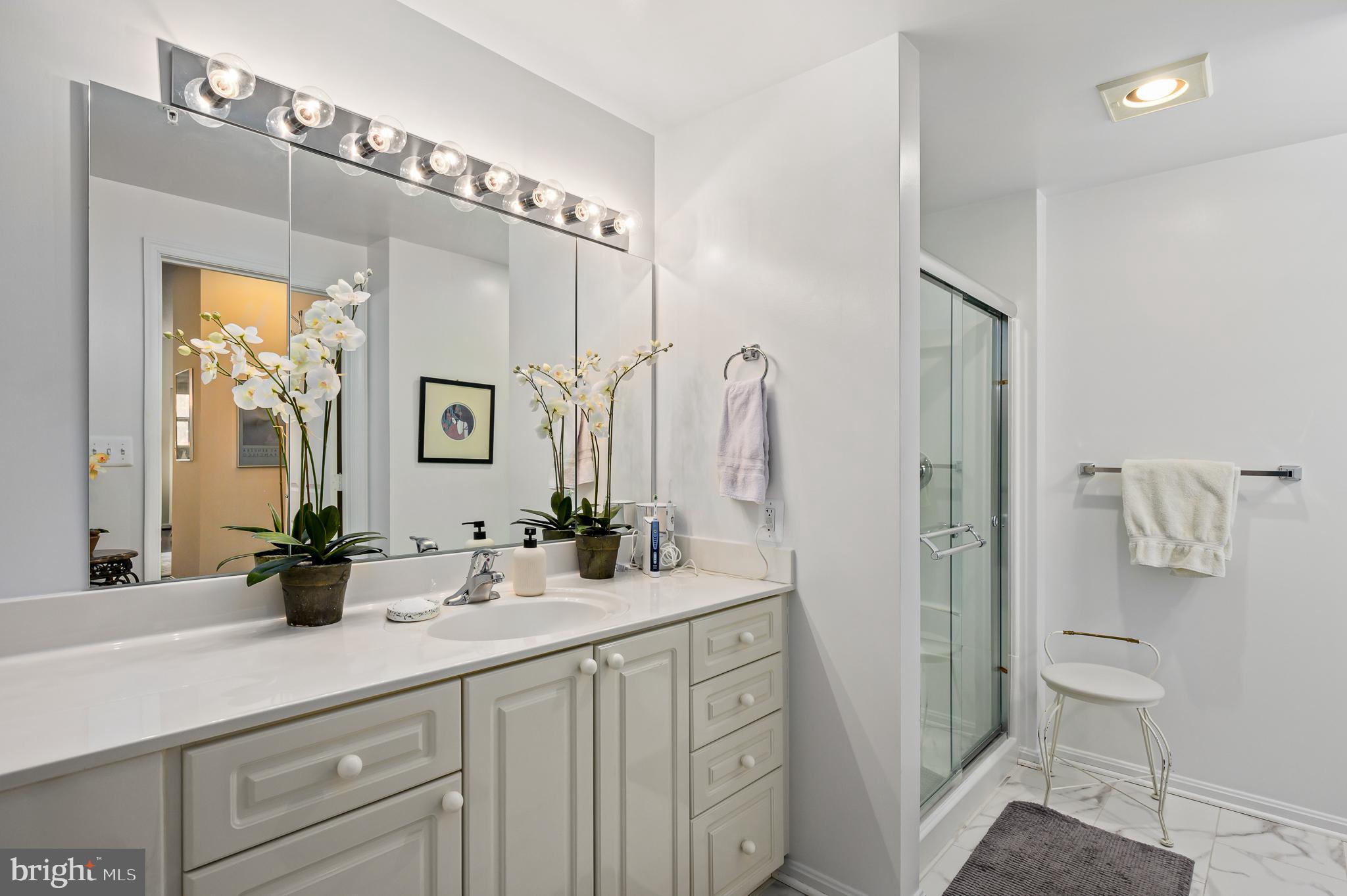 19350 Magnolia Grove Sq #105