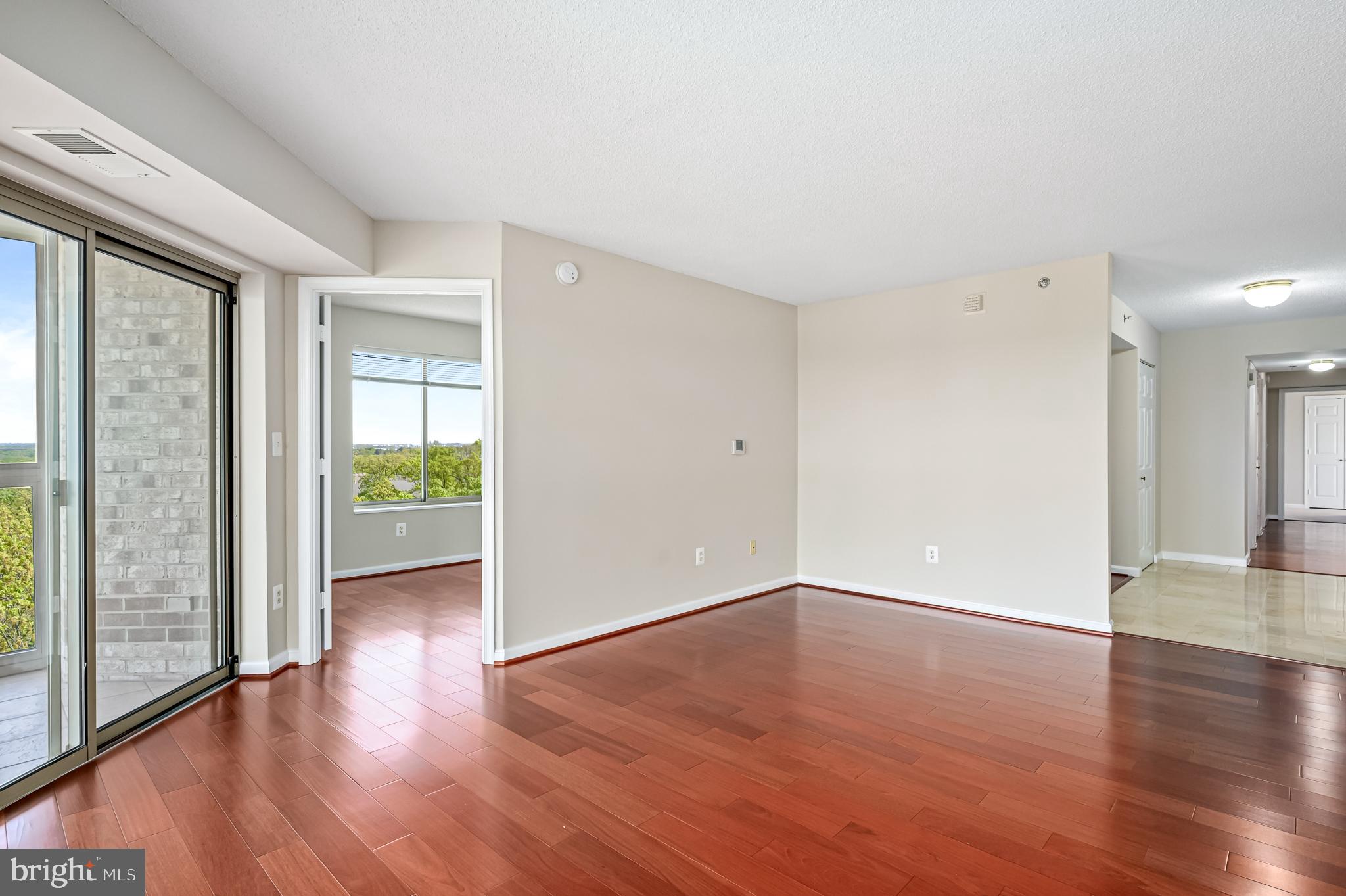 19385 Cypress Ridge Ter #906